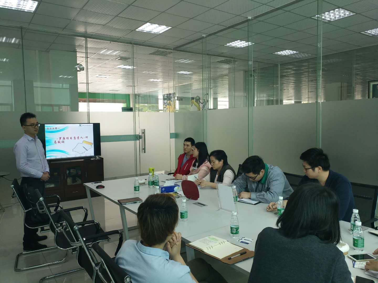 祝贺罗庚机器人签约顺景拼搏官方网站_拼搏pinbo(中国)